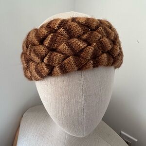 Chic Fashion Women’s Knitted Headband, Brown/Tan.